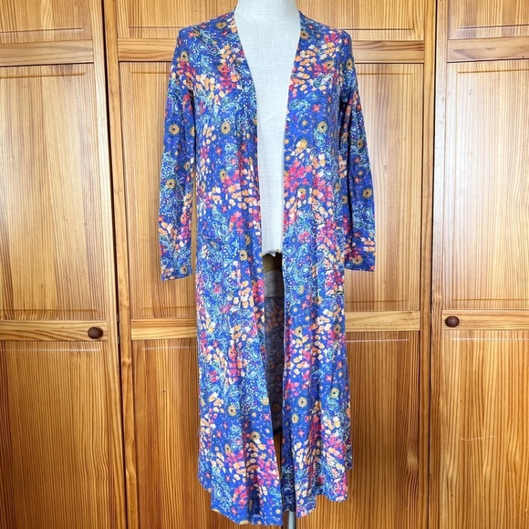 LuLaRoe Long Sleeve Small Long Length Purple Blue Floral Cardigan Pockets - Picture 2 of 6